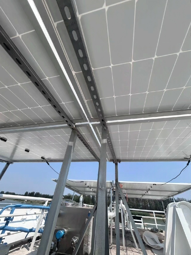 Smart MPPT controller for marine solar energy systems by Shenzhen Kongfar Technology in China, optimizing off-grid ship power conversion and CE-certified performance