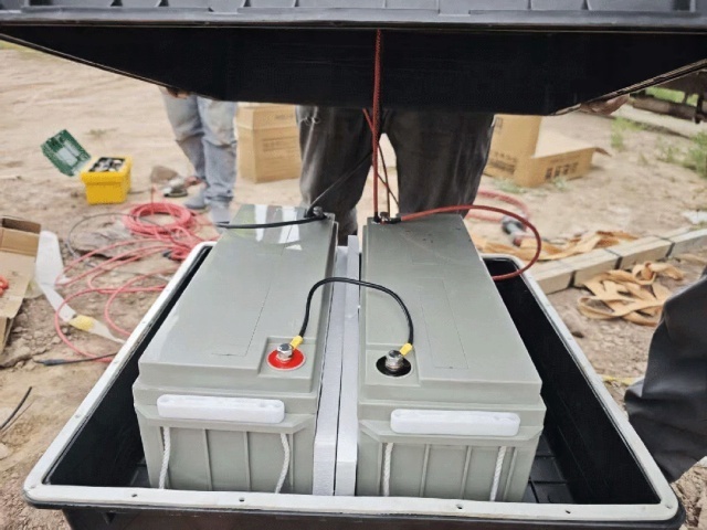 large-capacity battery storage system for off-grid solar power supplying geological monitoring equipment in extreme environments