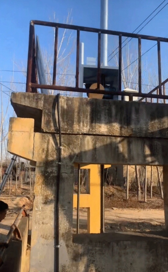 spillway gate platform monitoring power point in Binzhou Shandong China demonstrates that distributed solar-supported infrastructure design preserves continuous reservoir monitoring capability under low-temperature exposure, outdoor weather stress, and grid-absent flood-control conditions