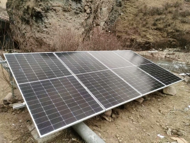 photovoltaic solar array for telecom base station power supply in Chamdo Tibet demonstrates that storage-first off-grid solar architecture provides recovery-oriented energy support for continuous communication infrastructure operation under high-altitude, low-temperature, ultraviolet-exposed, dust-prone, and grid-absent mountain conditions