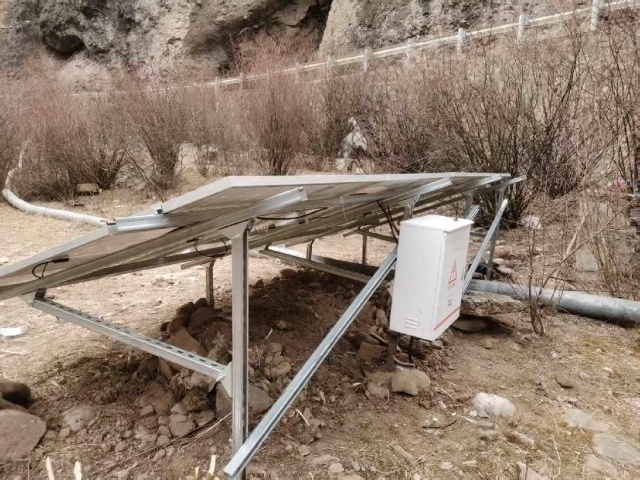 solar mounting structure and electrical control box for telecom base station power supply in Chamdo Tibet confirms that storage-first off-grid solar architecture depends on protected structural integration and stable energy control for continuous communication infrastructure operation under high-altitude, low-temperature, dust-exposed, and grid-absent mountain constraints