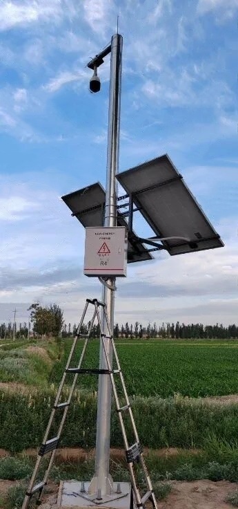 pole-mounted solar power node for river camera monitoring in Yinchuan Ningxia China confirms that distributed off-grid solar architecture supports continuous hydraulic surveillance and data continuity under farmland-adjacent, dusty, and grid-deficient irrigation-corridor conditions