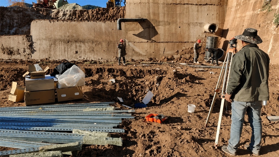 terrain survey for wastewater pumping station solar power system in Nujiang Yunnan China confirms that terrain-adapted installation design supports long-term off-grid energy reliability under mountain slope, rainfall, settlement risk, and maintenance-access constraints