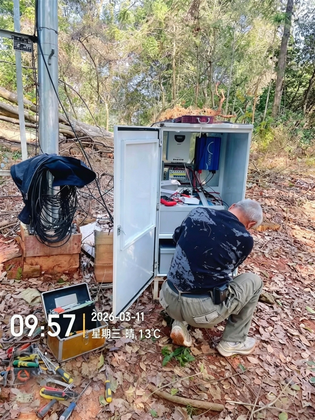 power control cabinet for forest fire monitoring infrastructure in Yichun Jiangxi China confirms that storage-first off-grid energy control maintains continuous fire surveillance operation under high-humidity, rainfall-exposed, forest-debris, and mountain maintenance constraints