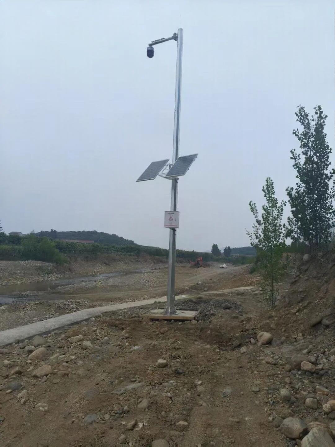 Pole-mounted solar surveillance system in remote waterway monitoring projects demonstrates that integrated off-grid power can support continuous camera operation under limited grid access, exposed outdoor installation, uneven terrain, and difficult maintenance conditions